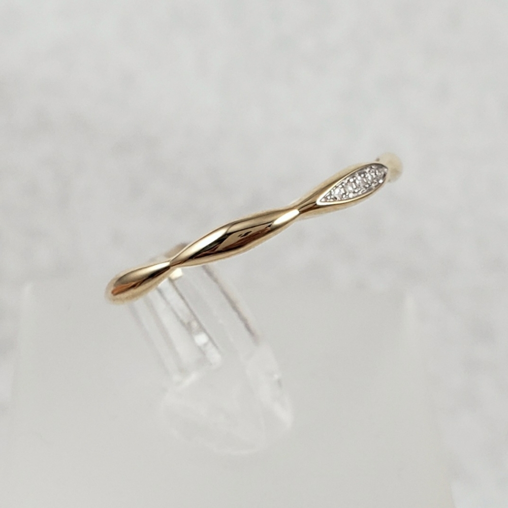 Delicate 14k Yellow Gold & Diamonds Band - Picture 4 of 8